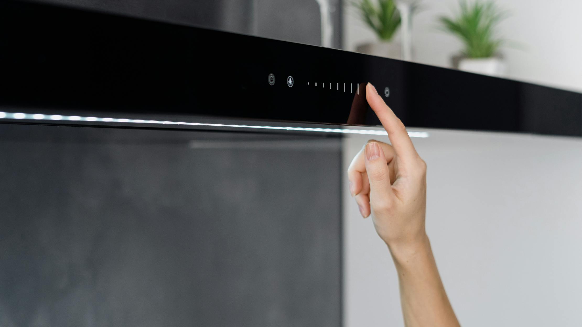 Your Guide to Quiet Cooker Hoods