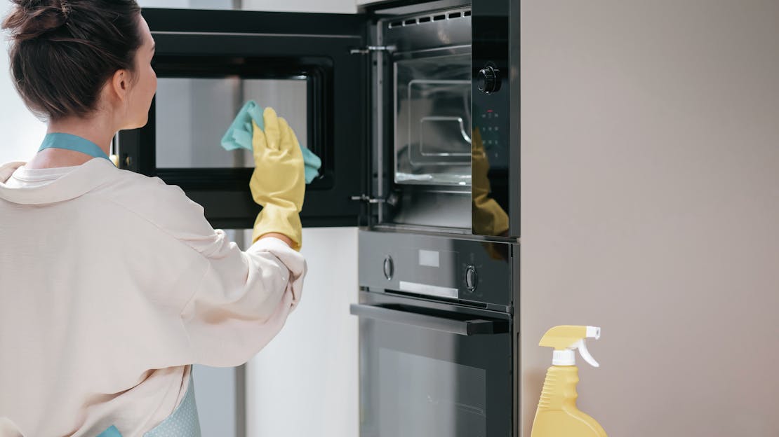 How to Clean Your Microwave: Our Top Tips