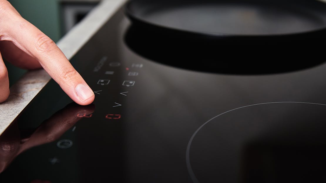 Why choose an Induction Hob: Features, Benefits, and Buying Tips