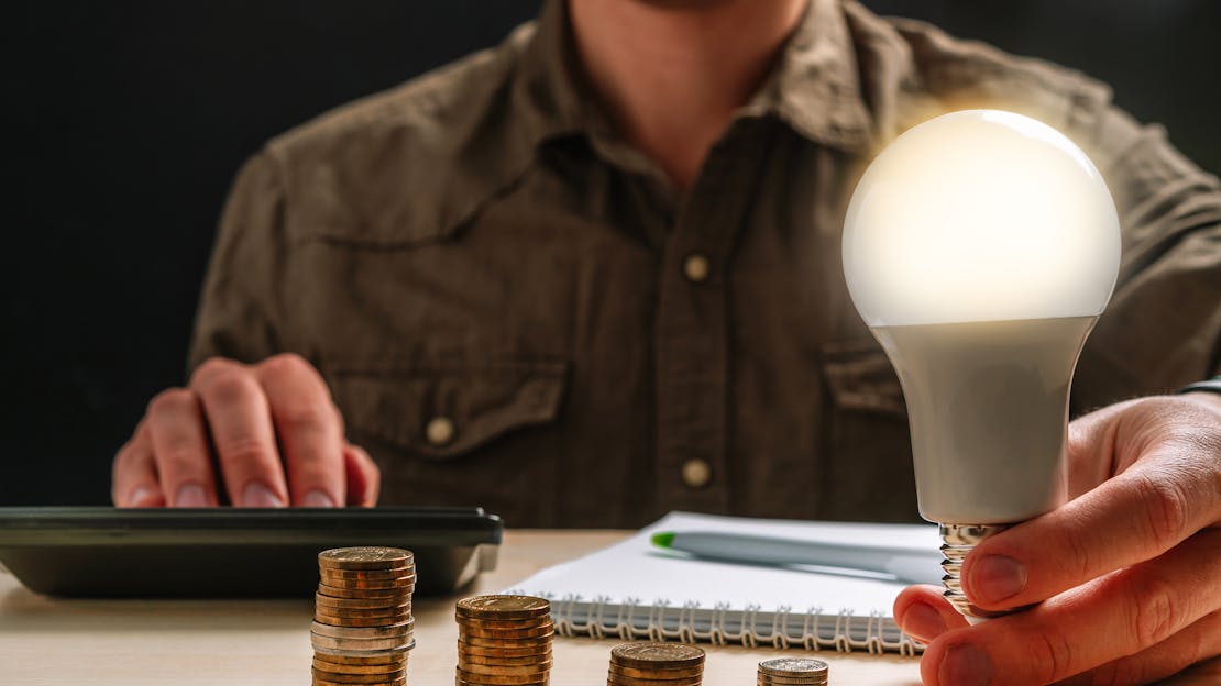 How much electricity does a cooker hood use?