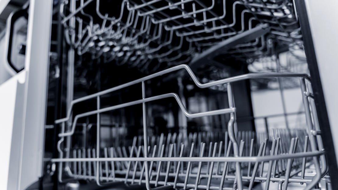 Understanding Integrated Dishwashers: Seamlessly Blend Convenience and Style