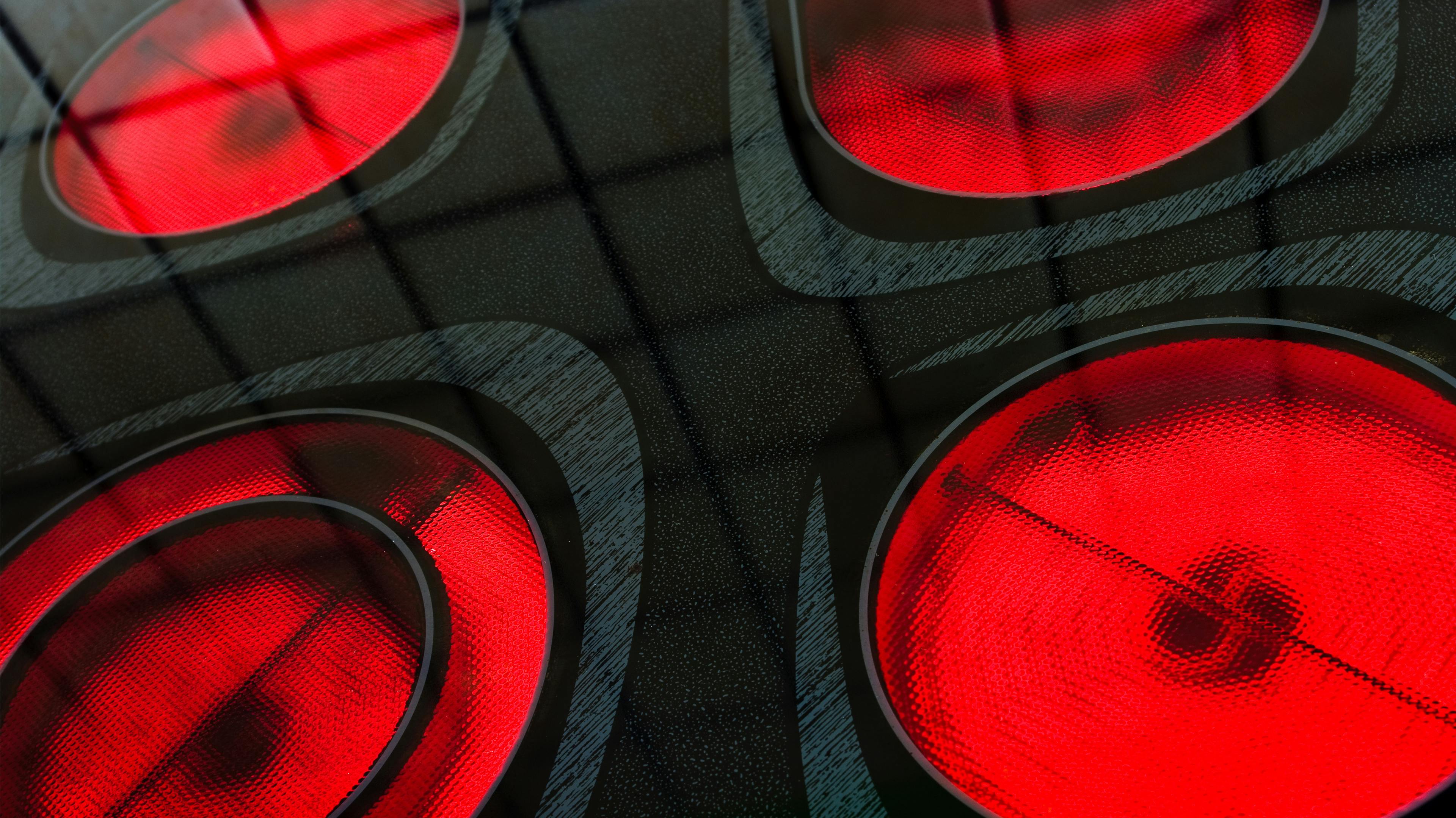 Can I use a ceramic hob with a pacemaker?