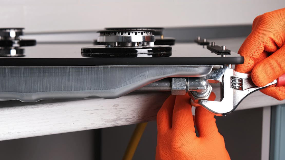 Who can install a gas hob?