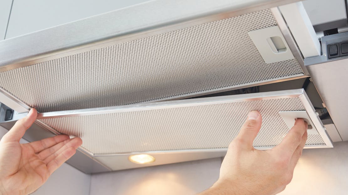 A Guide to Cooker Hood Filters : Everything You Need to Know